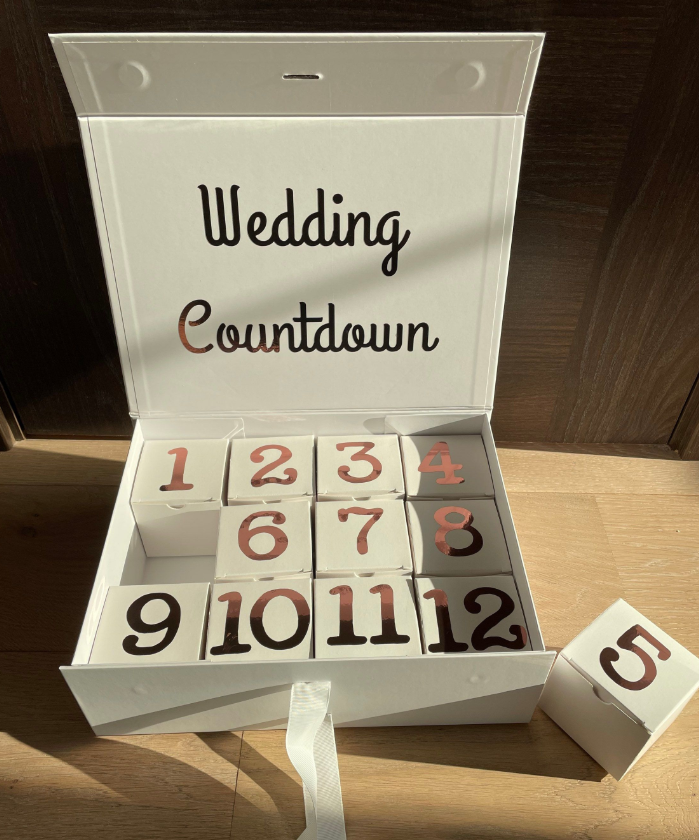 DIY bride calendar organization